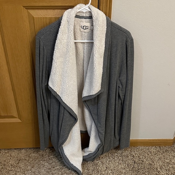 ✨ UGG Women's Charcoal and Cream Drape Cardigan - Size L ✨ - Picture 1 of 2